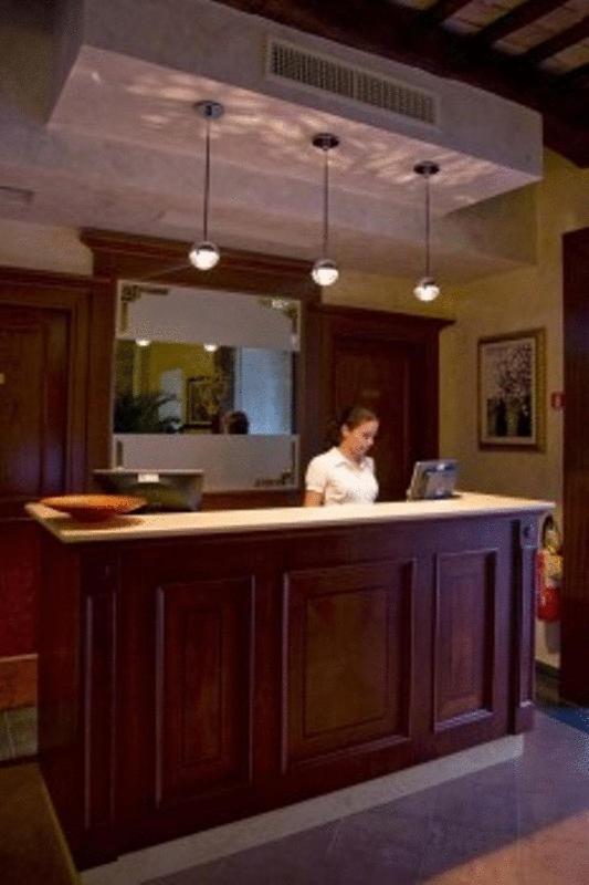 Relais Villa Fornari Camerino Extérieur photo