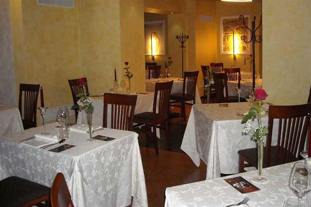 Relais Villa Fornari Camerino Extérieur photo
